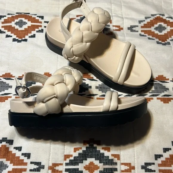 Indigo rd sandals - Picture 2 of 4